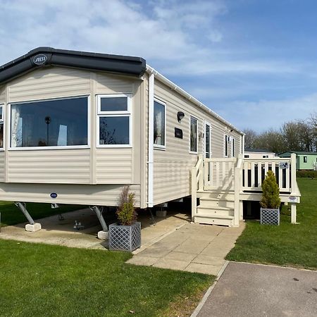 Tattershall Lakes Kingfisher Caravan 8 Berth With Hot Tub & Wifi Luaran gambar